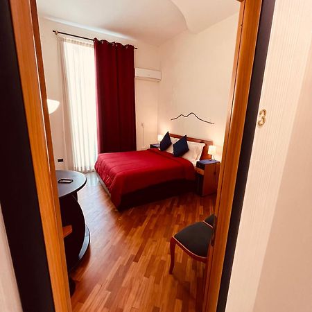 Bed and Breakfast Lanova21 à Naples Extérieur photo